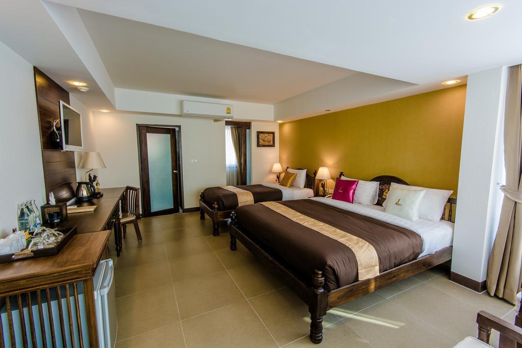 Goldenbell Hotel Chiangmai Chiang Mai Extérieur photo