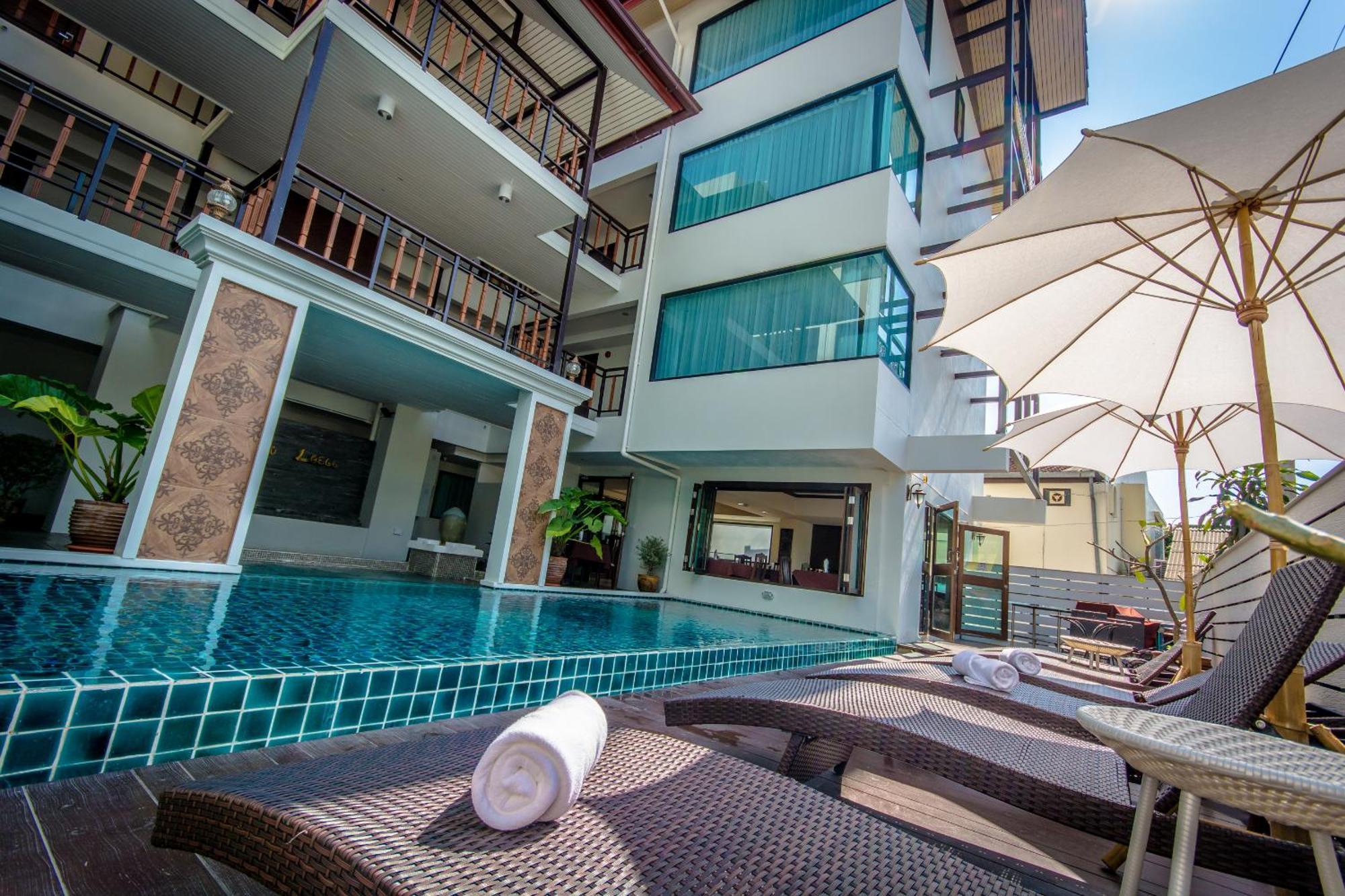 Goldenbell Hotel Chiangmai Chiang Mai Extérieur photo