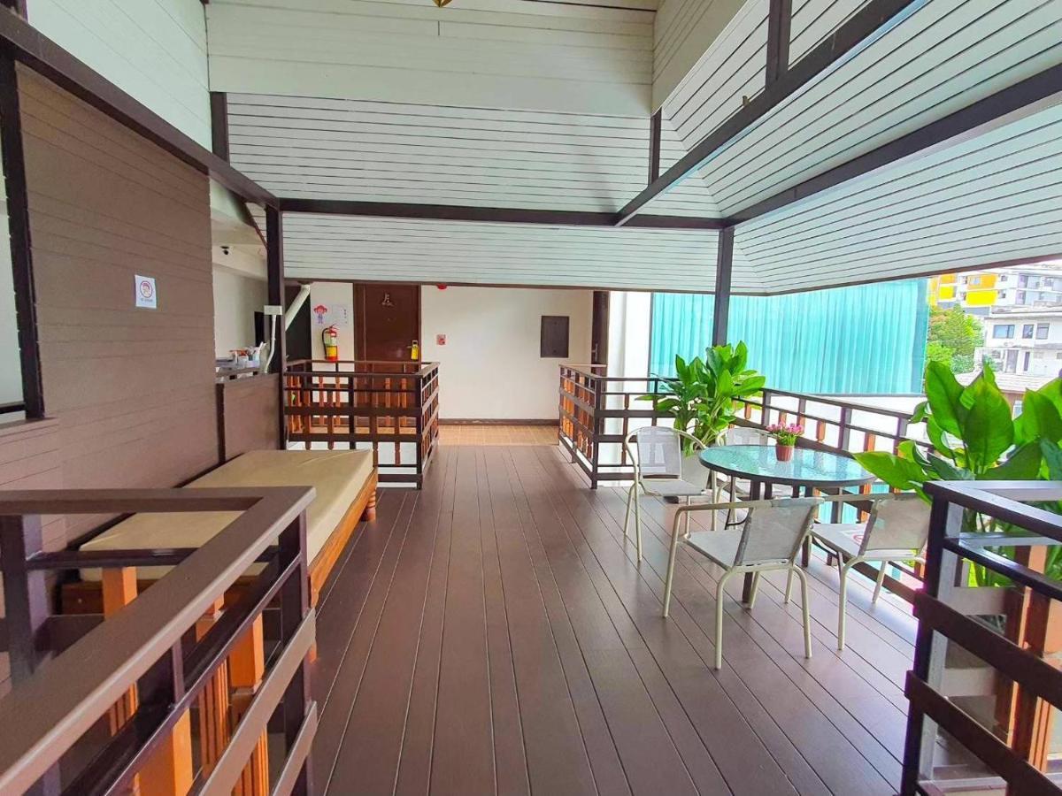 Goldenbell Hotel Chiangmai Chiang Mai Extérieur photo