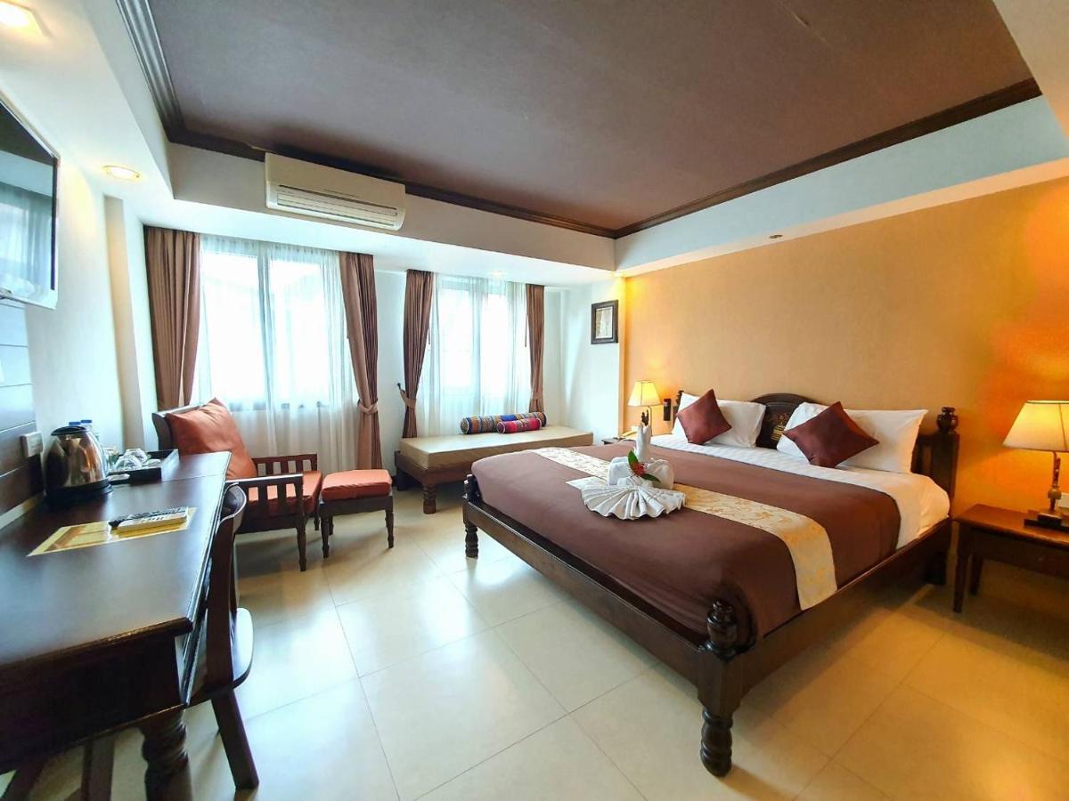 Goldenbell Hotel Chiangmai Chiang Mai Extérieur photo