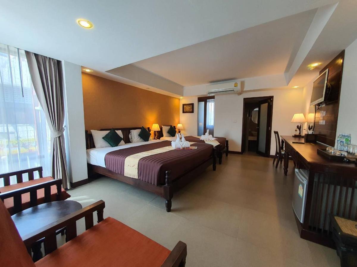 Goldenbell Hotel Chiangmai Chiang Mai Extérieur photo