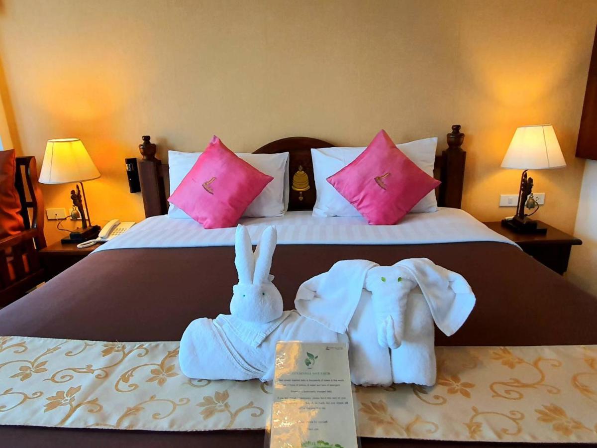 Goldenbell Hotel Chiangmai Chiang Mai Extérieur photo
