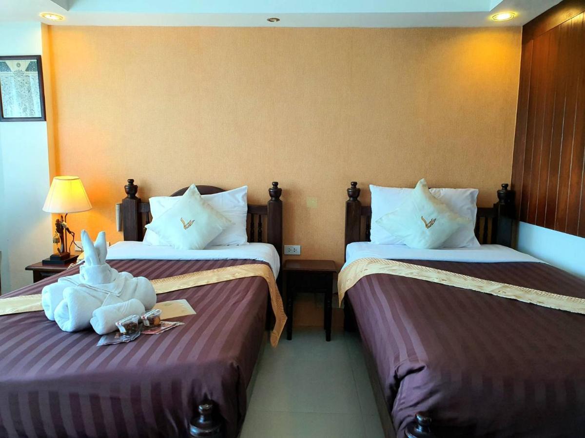 Goldenbell Hotel Chiangmai Chiang Mai Extérieur photo