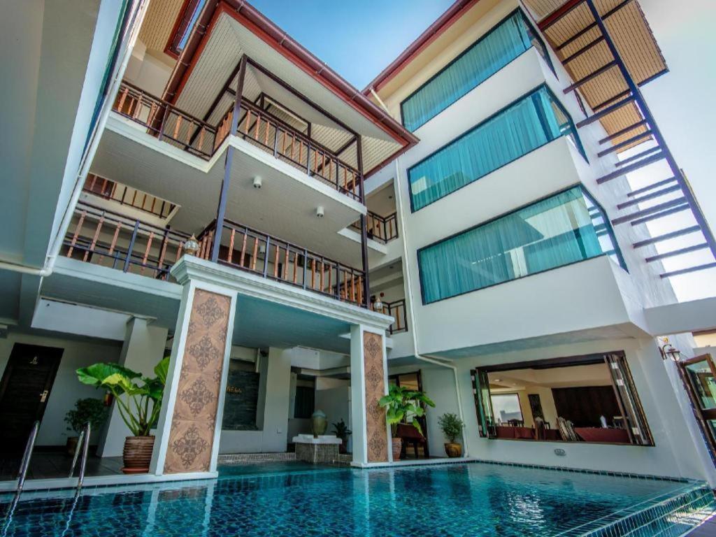 Goldenbell Hotel Chiangmai Chiang Mai Extérieur photo