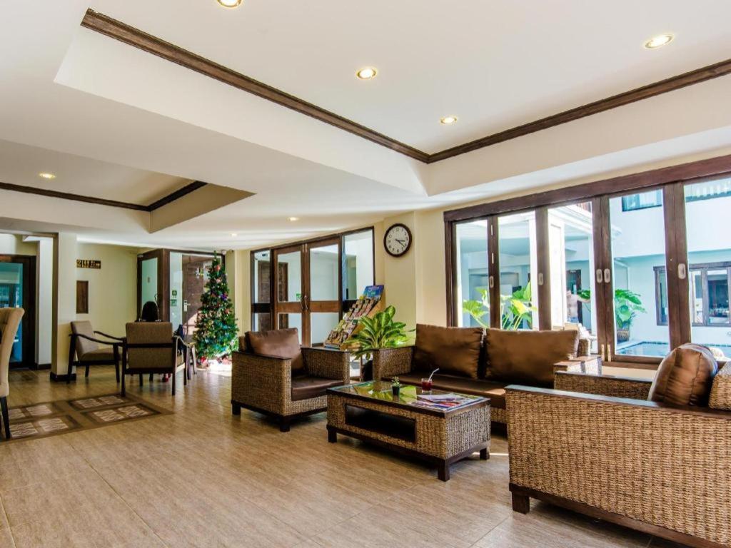 Goldenbell Hotel Chiangmai Chiang Mai Extérieur photo